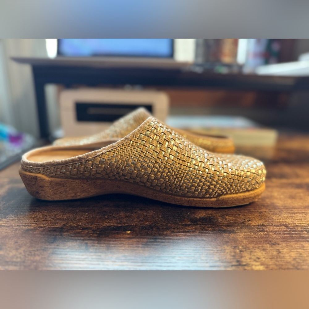 Taos gold weave Primavera Clog size 41 - Picture 7 of 10